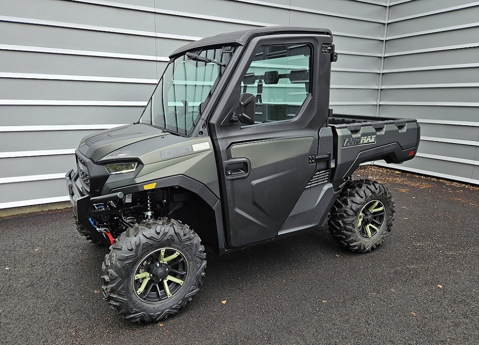 TGB 1000 LANDMAX koppimönkijä lämpöhytillä